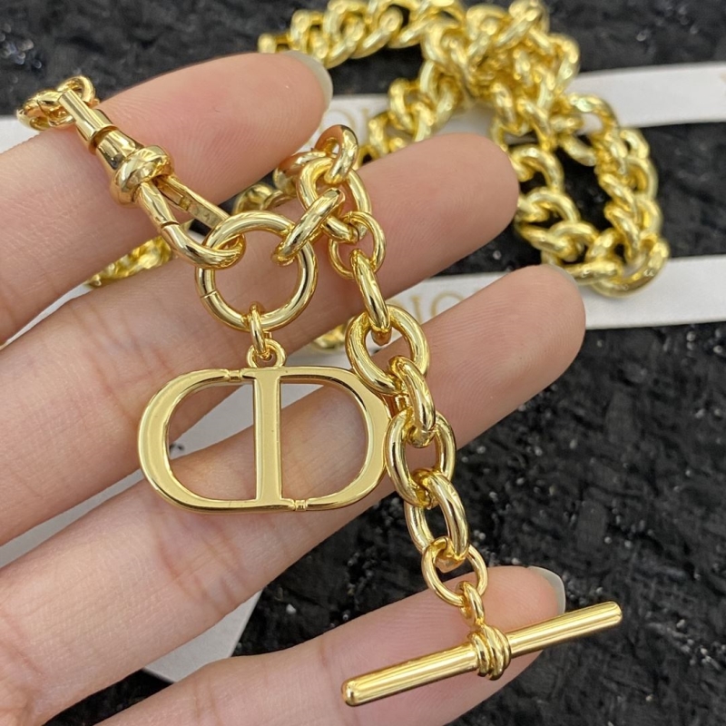 chr1st1an D10r necklaces